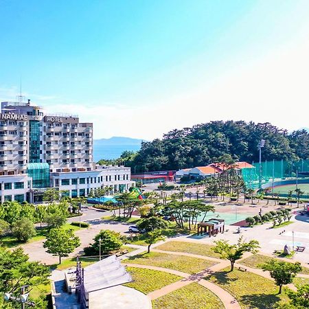 Namhae Sportspark Hotel Buitenkant foto